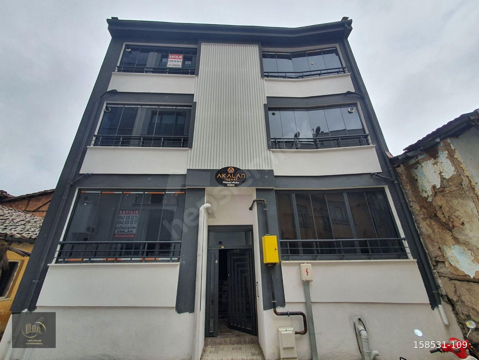 VADİ EMLAK GAYRİMENKUL DEN ÇARŞI MERKEZDE 1+1 KİRALIK DAİRE HARMANLAR MAHALLESİ