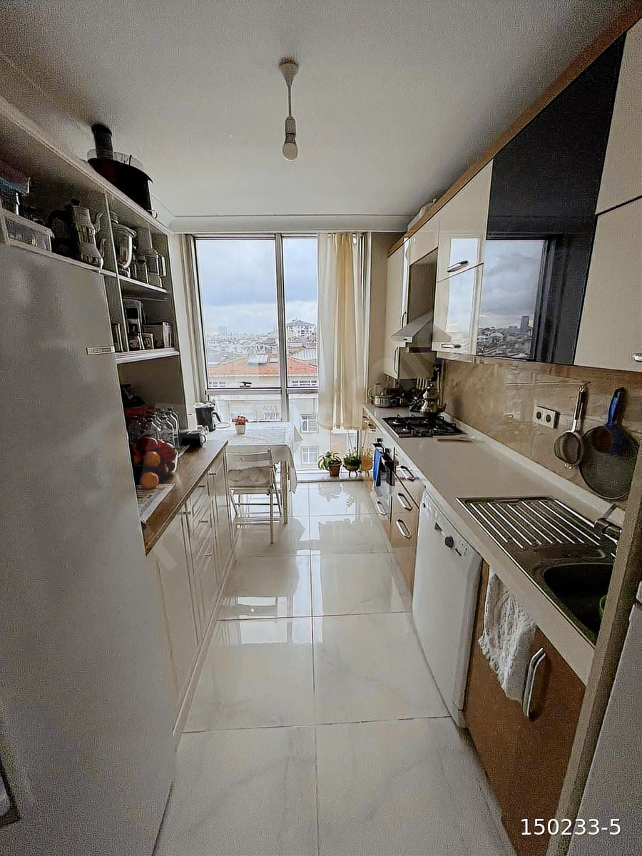 SARIÇINAR EVLERİNDE SATILIK 2+1 LÜX GENİŞ DAİRE(2 AY TAAHHÜTLÜ)