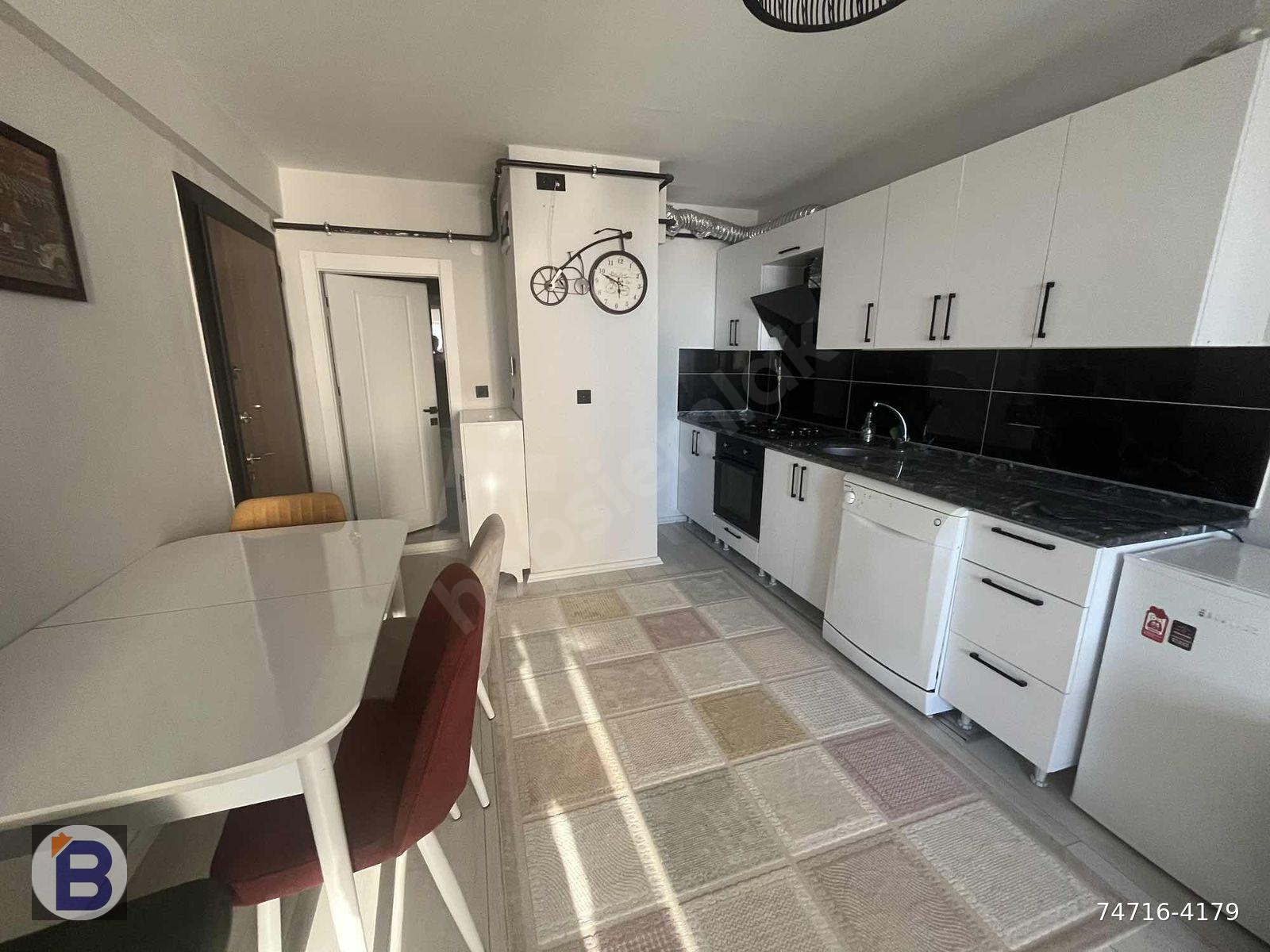 BULUT EMLAKTAN TRAMVAYA 450 M GENİŞ 1+1 KİRALIK
