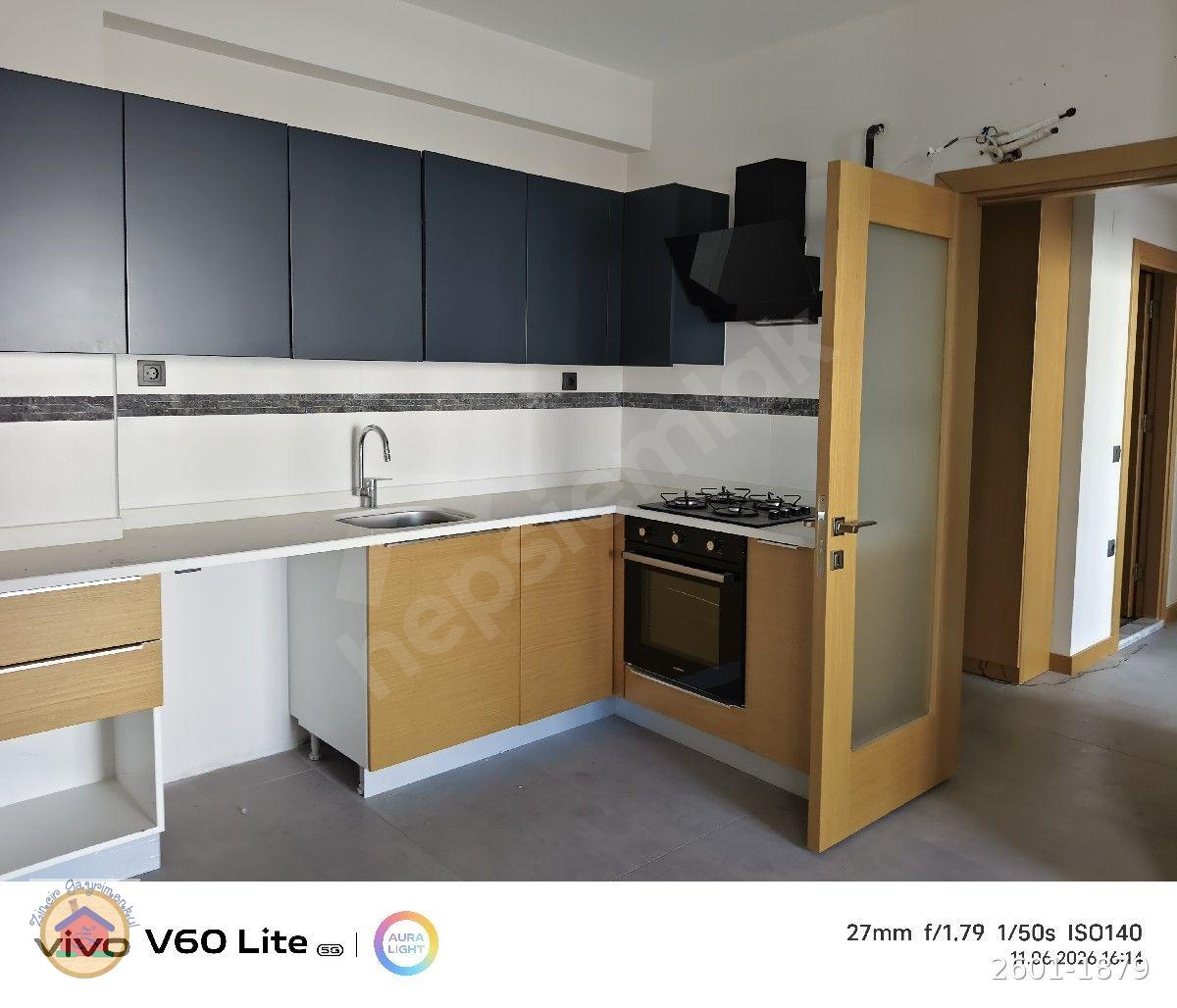 ATATÜRK CAD.CİVARI YENİ KAPALI OTOPARKLI AÇIK MUTFAK 3+1 DAİRE