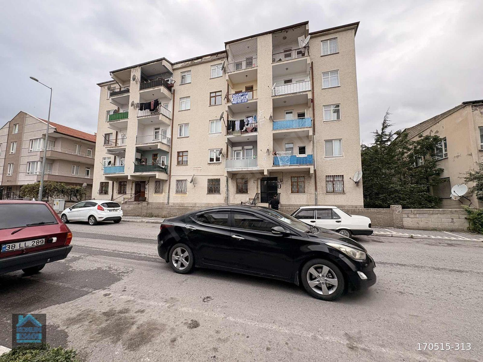 KONUM 360 | ESENYURT'TA ANA YOLA YAKIN KİRALIK DAİRE