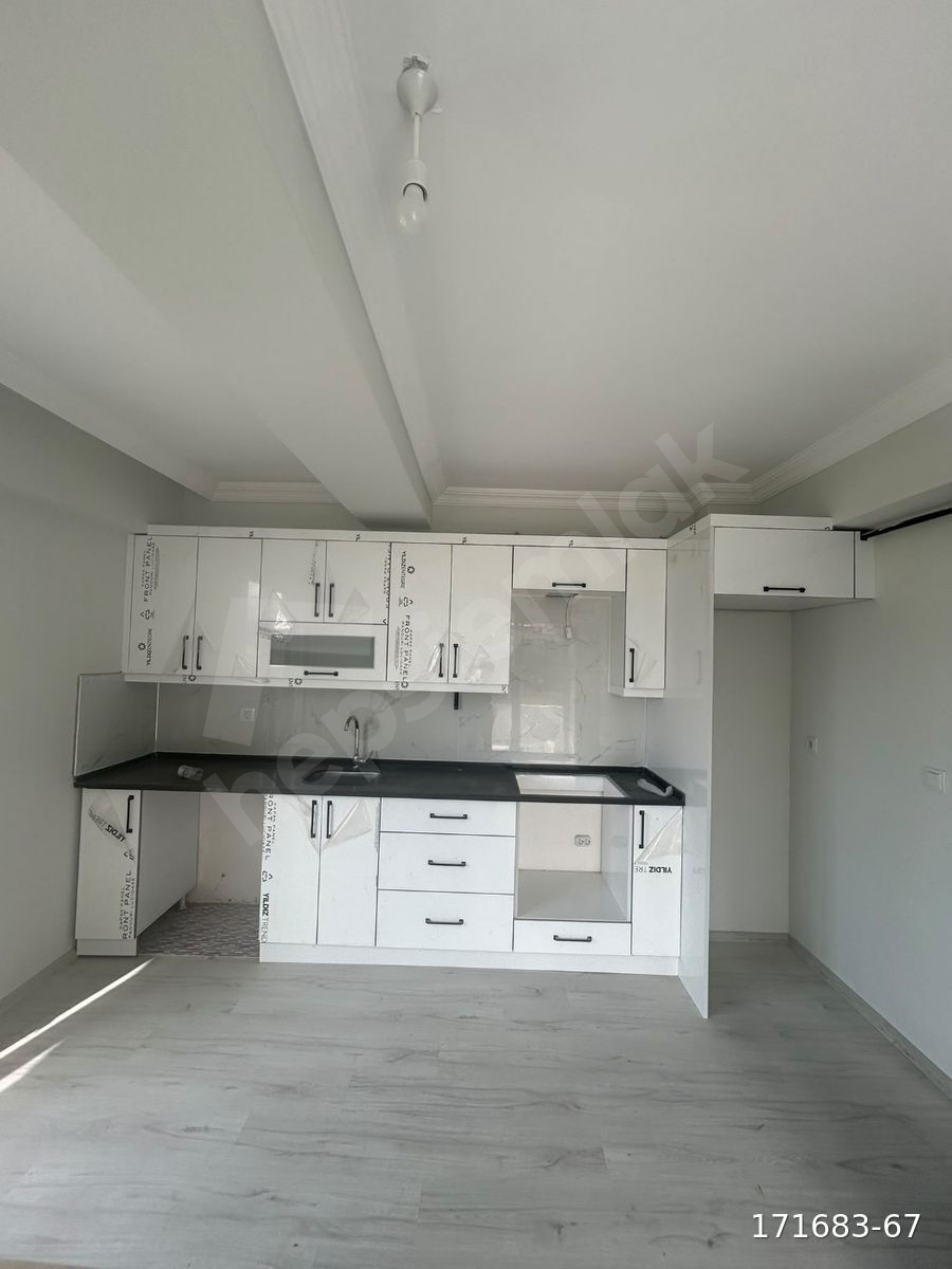 HUZUR EMLAK'TAN 50. YIL MEVKİİNDE UYGUN FİYATA SATILIK 1+1 SIFIR DAİRE BU FIRSAT KAÇMAZ