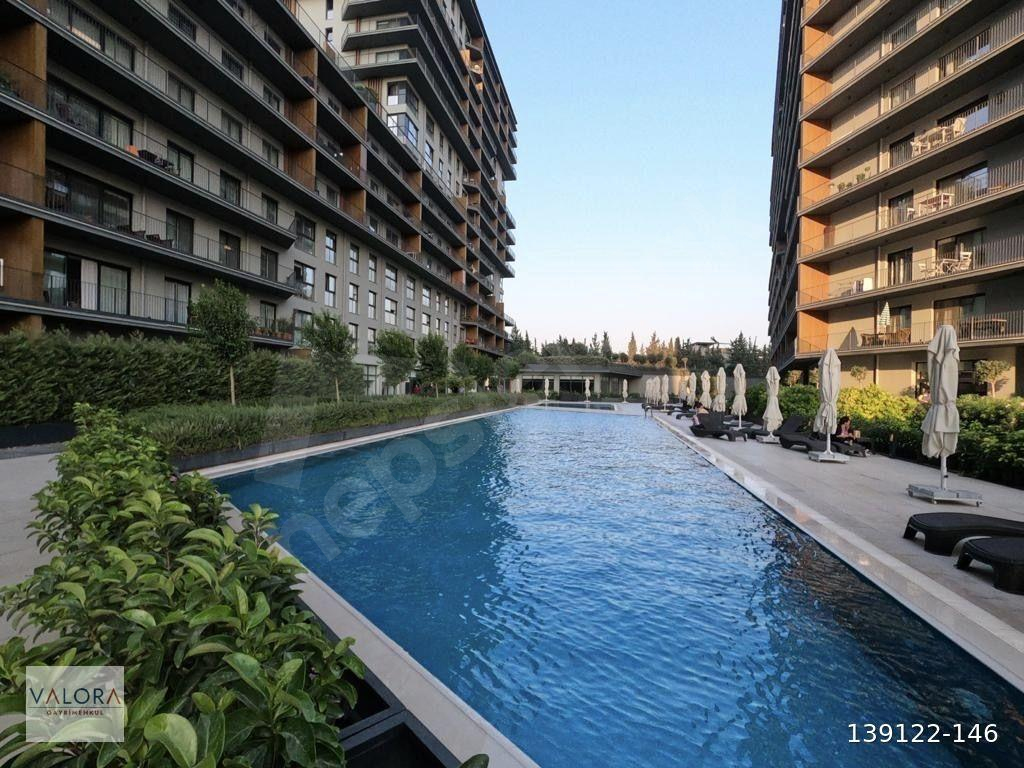 Valora'dan Folkart Life L Balkonlu Eşyalı 1+0 Kiralık Daire