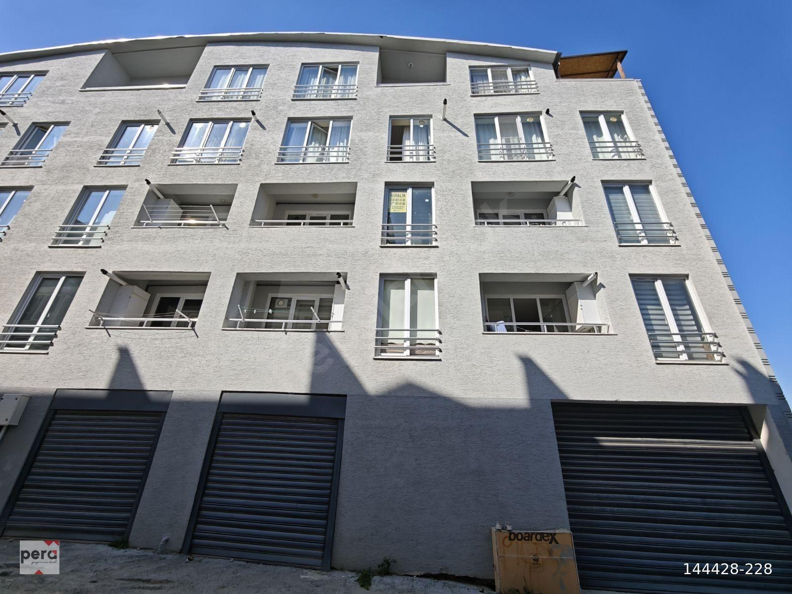 PERA'DAN Koza Caddesinde Mülkiyetli Eşyalı 1+1 Yatırımlık Daire