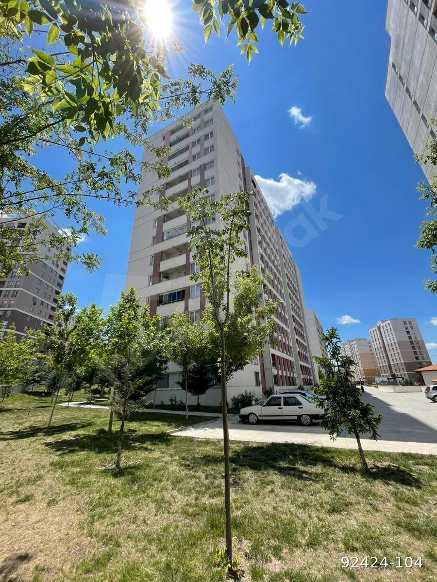 BEYAZIT EMLAK'DAN MERKEZİ KONUM GÜLVEREN DİRİLİŞ TOKİ 3+1 127 M