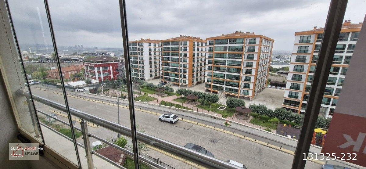 BATIKENT TE KİRALIK GENİŞ DAİRE