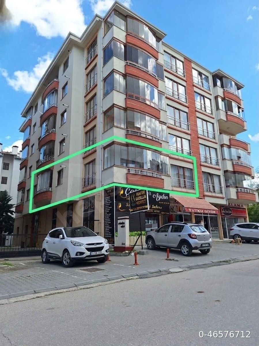 SALI PAZARINDA SAHİBİNDEN SATILIK 4+1 LÜKS DAİRE ERKANBEY EVLERİ