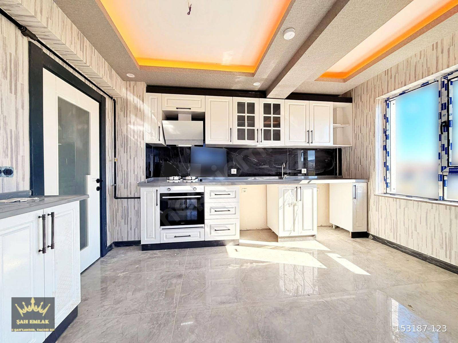 MENDERES MAH.DE SON KAT 2+1 KAÇIRILMAYACAK LÜX DAİRE