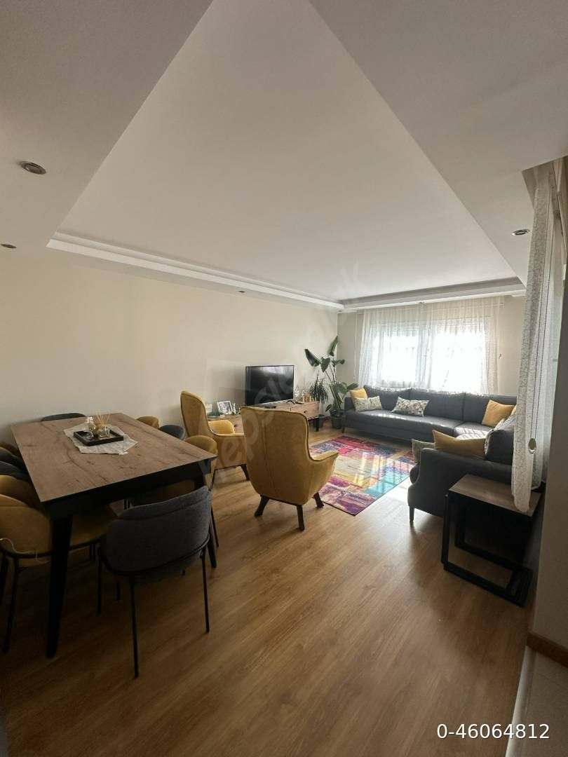 PINAR MAHALLESİ, SİTE İÇİNDE OTURUMU RAHAT MERKEZİ KONUMDA SATILIK DAİRE