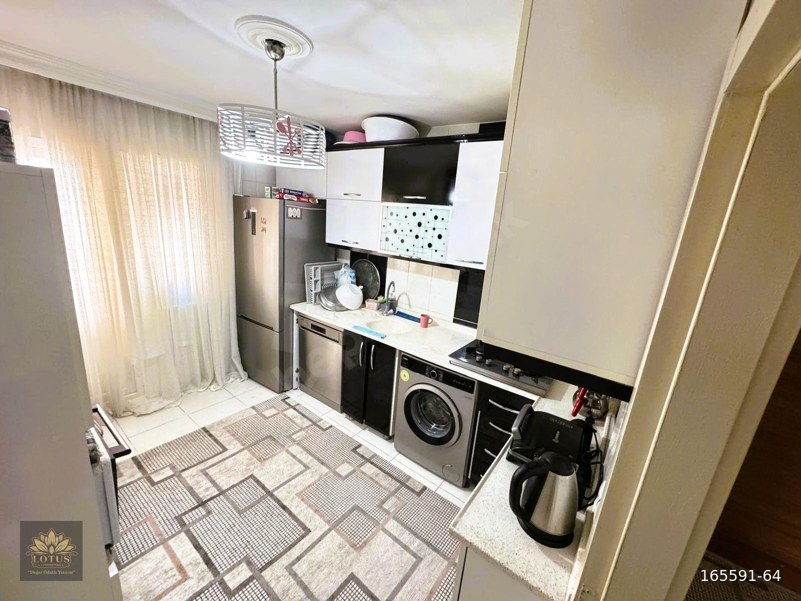 ·LOTUS·TANDOĞAN MH'DE ARA KATTA ÖN CEPHE 3+1 FIRSAT DAİRE