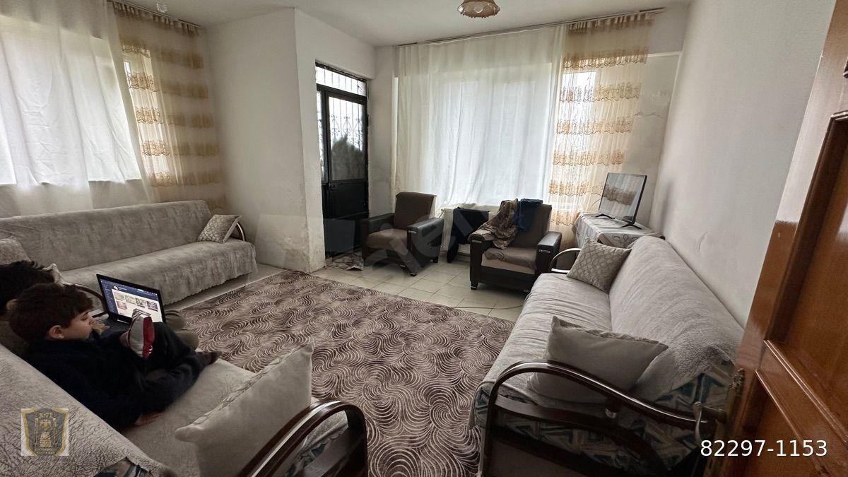 YALOVA MERKEZ BAYRAK TEPE MAHALLESİNDE 3 KATLI BİNANIN BAHÇE KATI 2+1 SATILIK YENİ DAİRE
