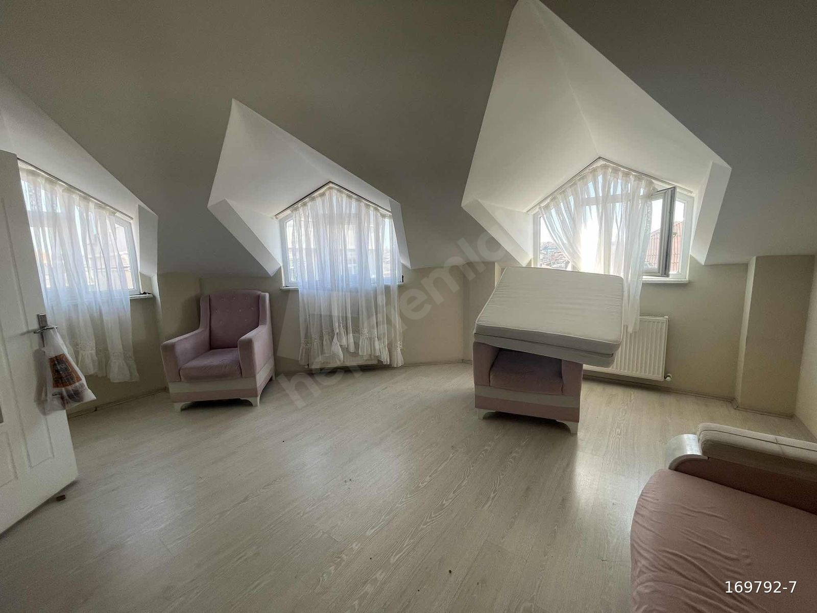 KİRALIK 2+1 DAİRE