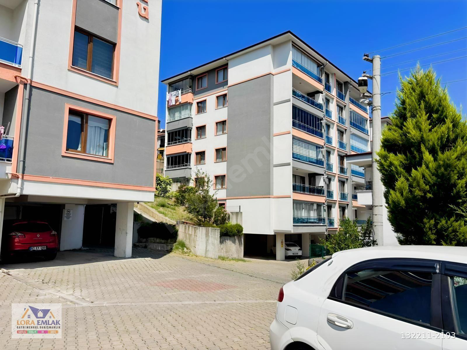 EĞİTİM FAKÜLTESİ YAKINI BAKIMLI MASRAFSIZ LÜKS SATILIK 3+1