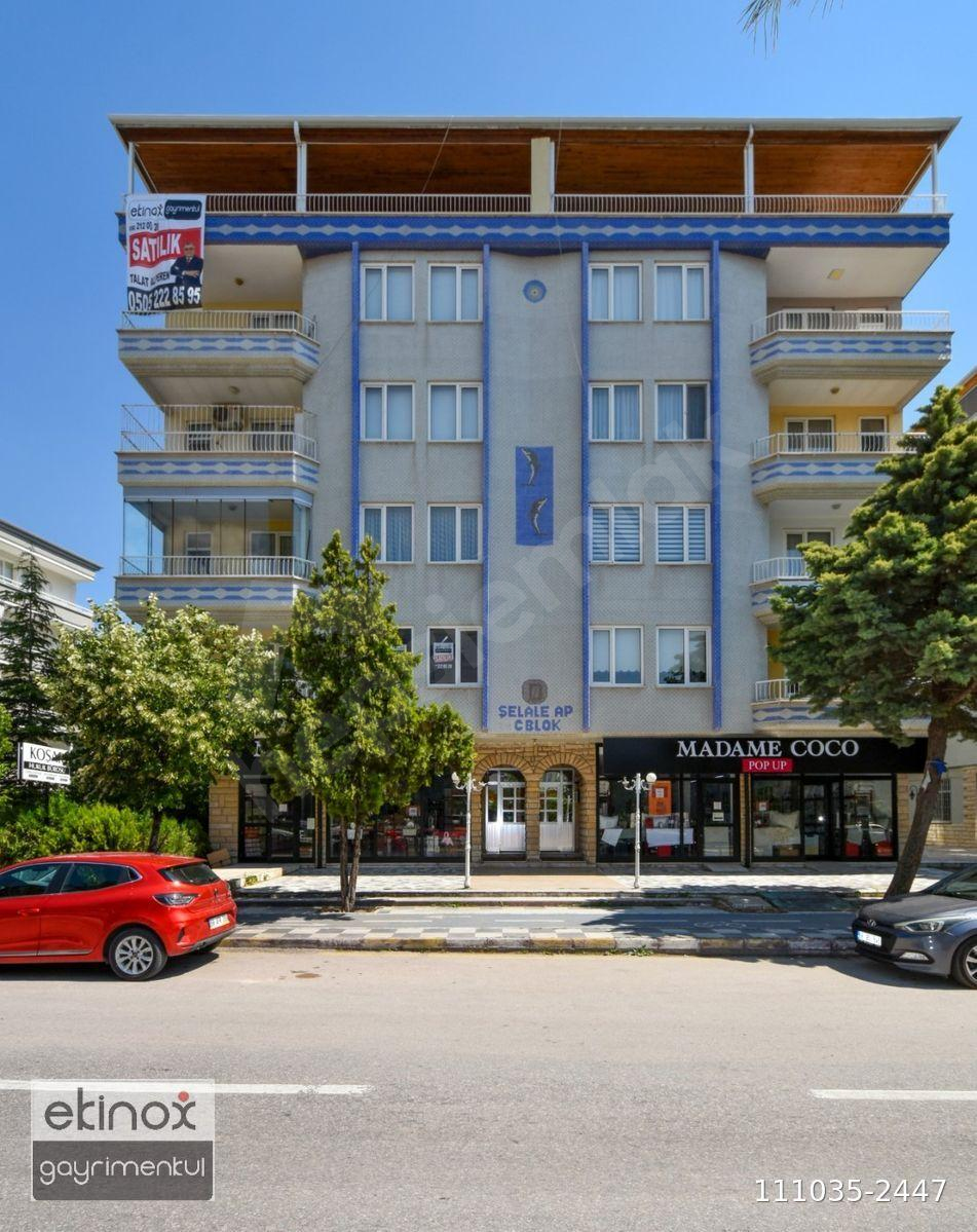 SATILIK 4+1 DAİRE CADDE ÜZERİ