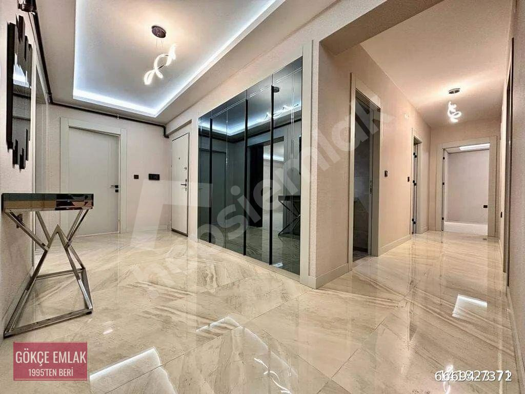 GÖKÇE EMLAK'TAN SARAYDA ULTRALÜX SİTEDE SATILIK 4+1 DAİRE