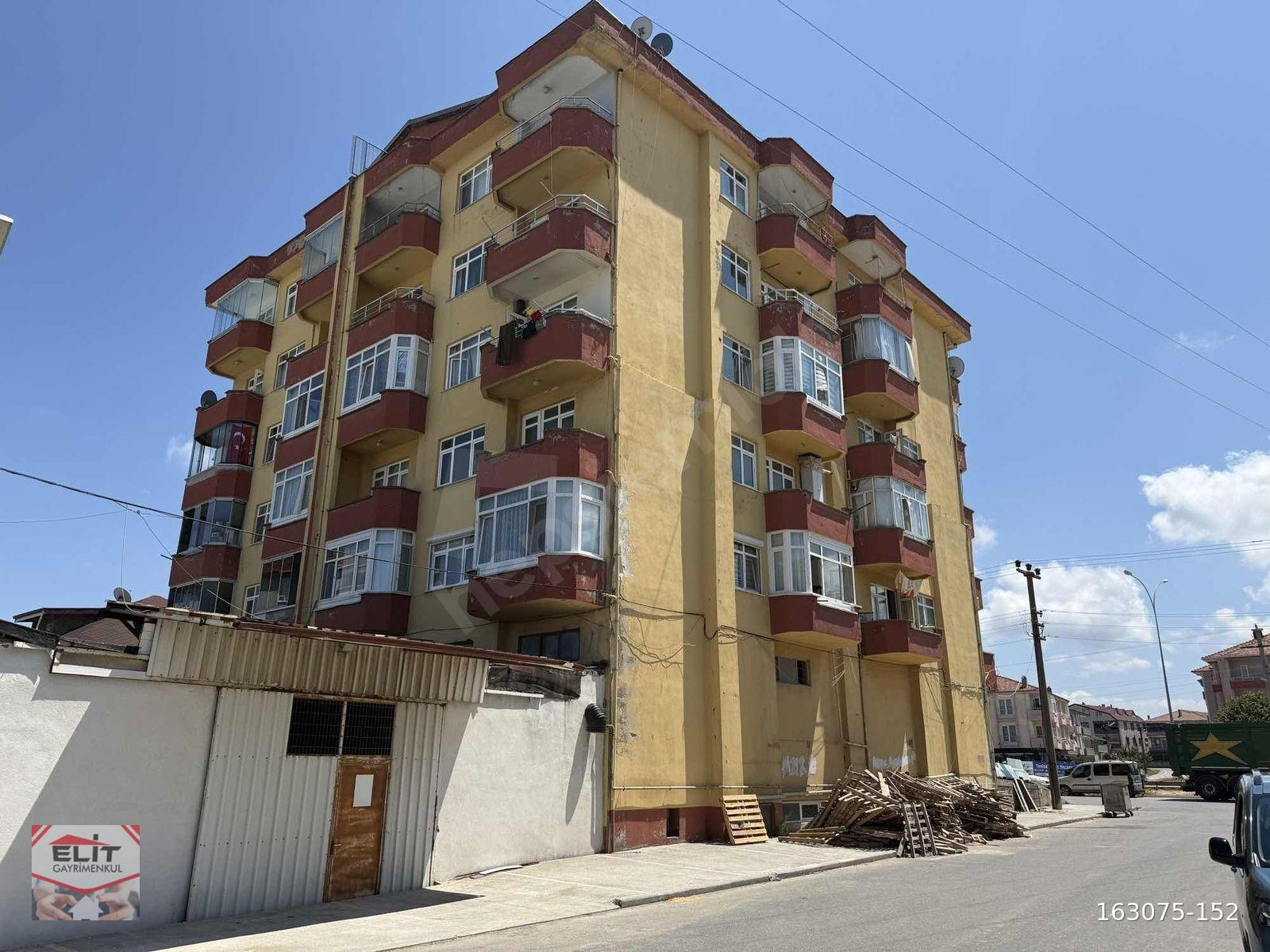 ACİL SATILIK ASANSÖRLÜ 3+1 ARAKAT AÇIK CEPHE FIRSAT MASRAFSIZ