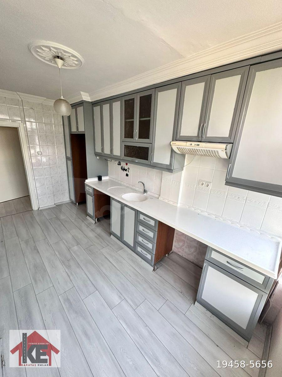 KENAN EVREN BULVARIN DA FUL YAPILI TERTEMİZ 3+1 KİRALIK DAİRE