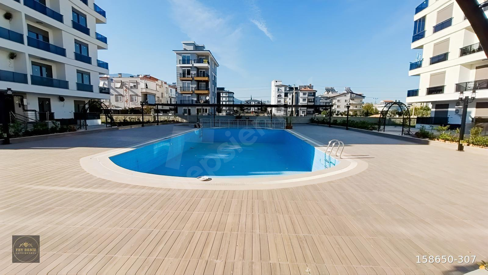 DÖŞEMEALTI YIĞMALARDA 2+1 HAVUZLU SİTEDE