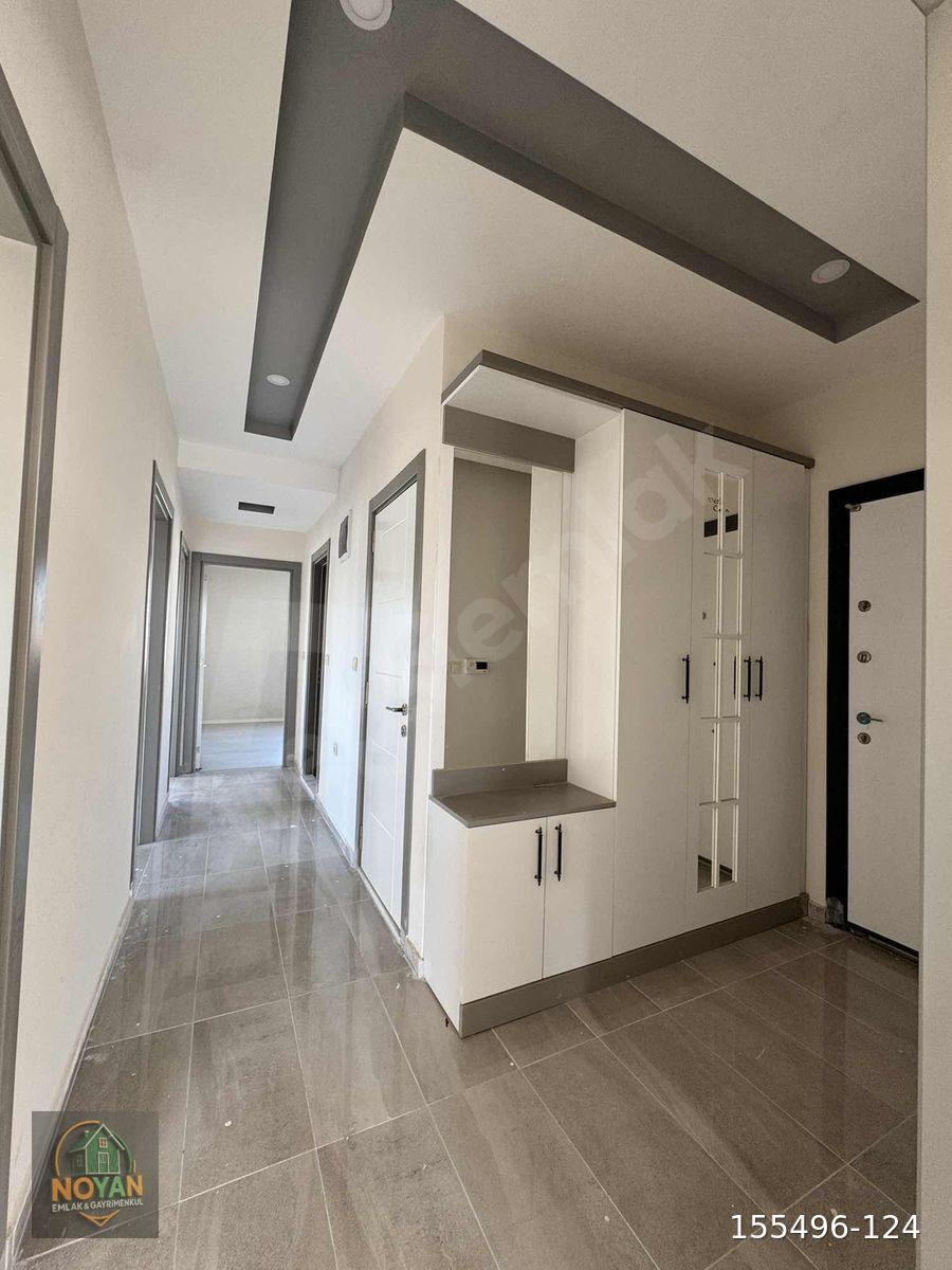 NOYAN'dan İNCİRLİKTE DOĞALGAZLI CADDE ÜSTÜ FERAH DAİRE