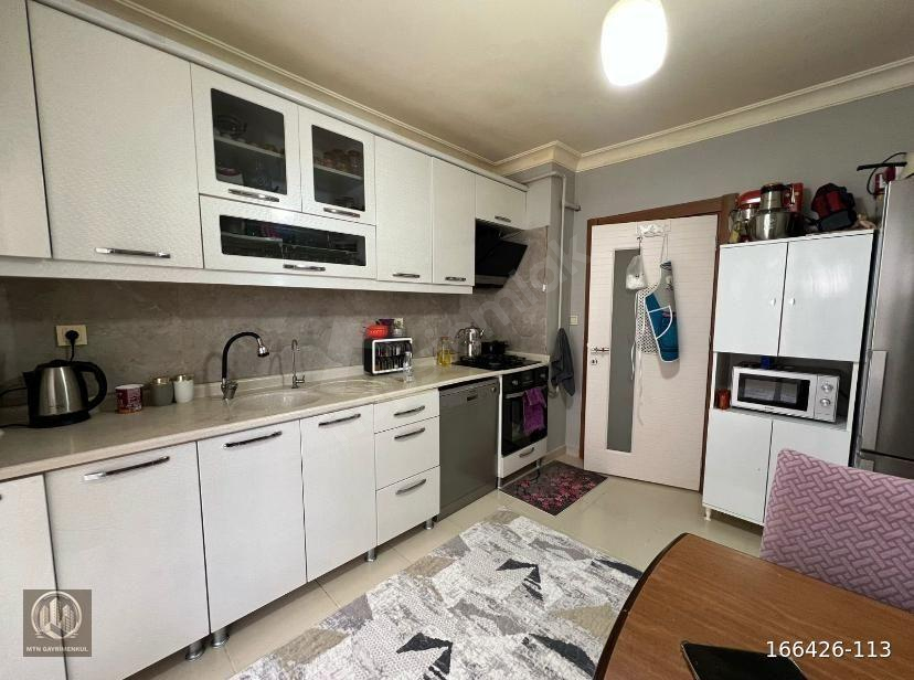 Keçiören Ovacık Sınırı 540. Cadde Üzeri Ebeveyn banyolu Yeni 3+1