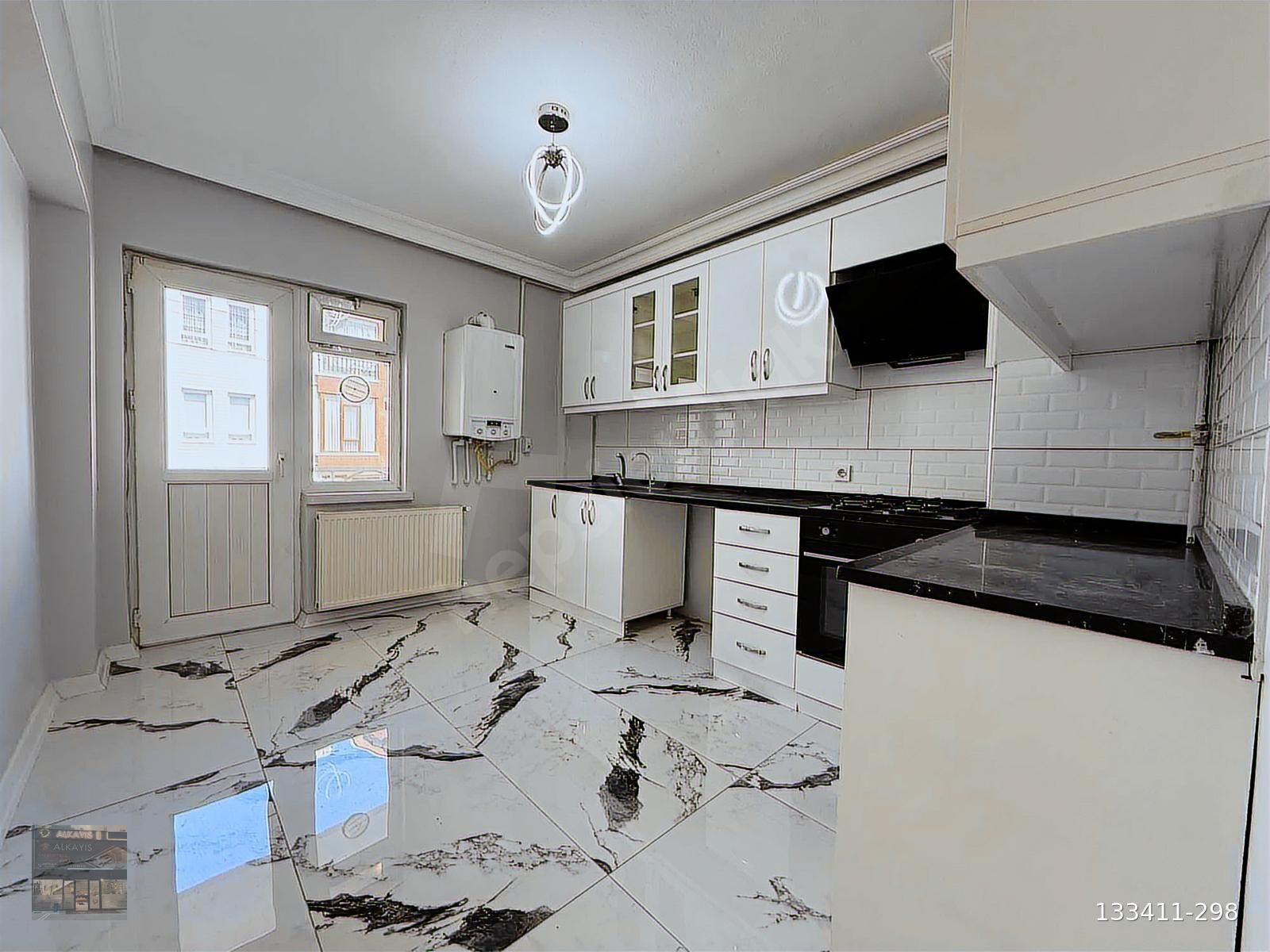 PURSAKLAR FATİH MAH. 3+1 FUL YAPILI MASRAFSIZ 3 BALKONLU DAİRE