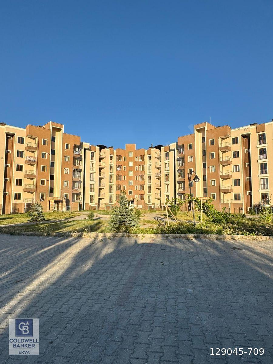 BALLIKUYUMCU SİTE DE 3+1 BOŞ OTURUMA HAZIR 170 M² KİRALIK DAİRE