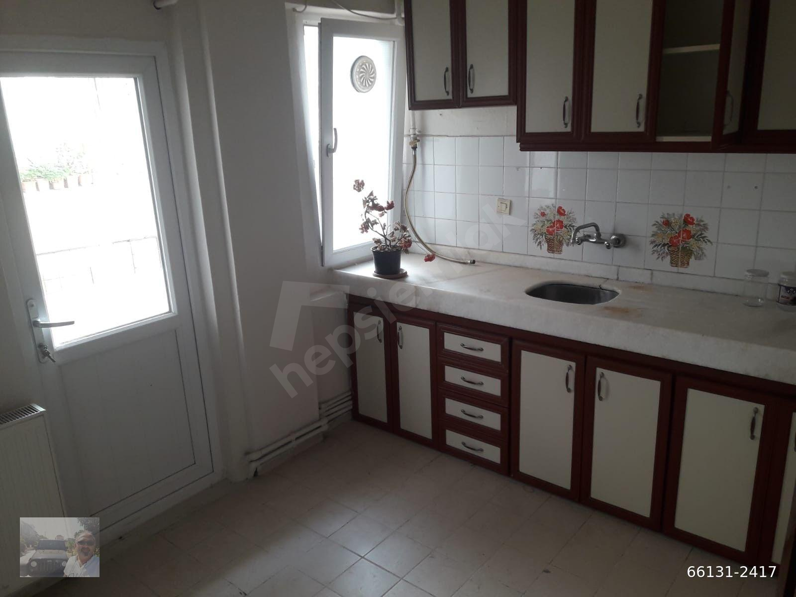 BALIKESİR:BANDIRMA MERKEZDE SATILIK ÇATI EMLAK 3+1 DAİRE 2.ARA KAT