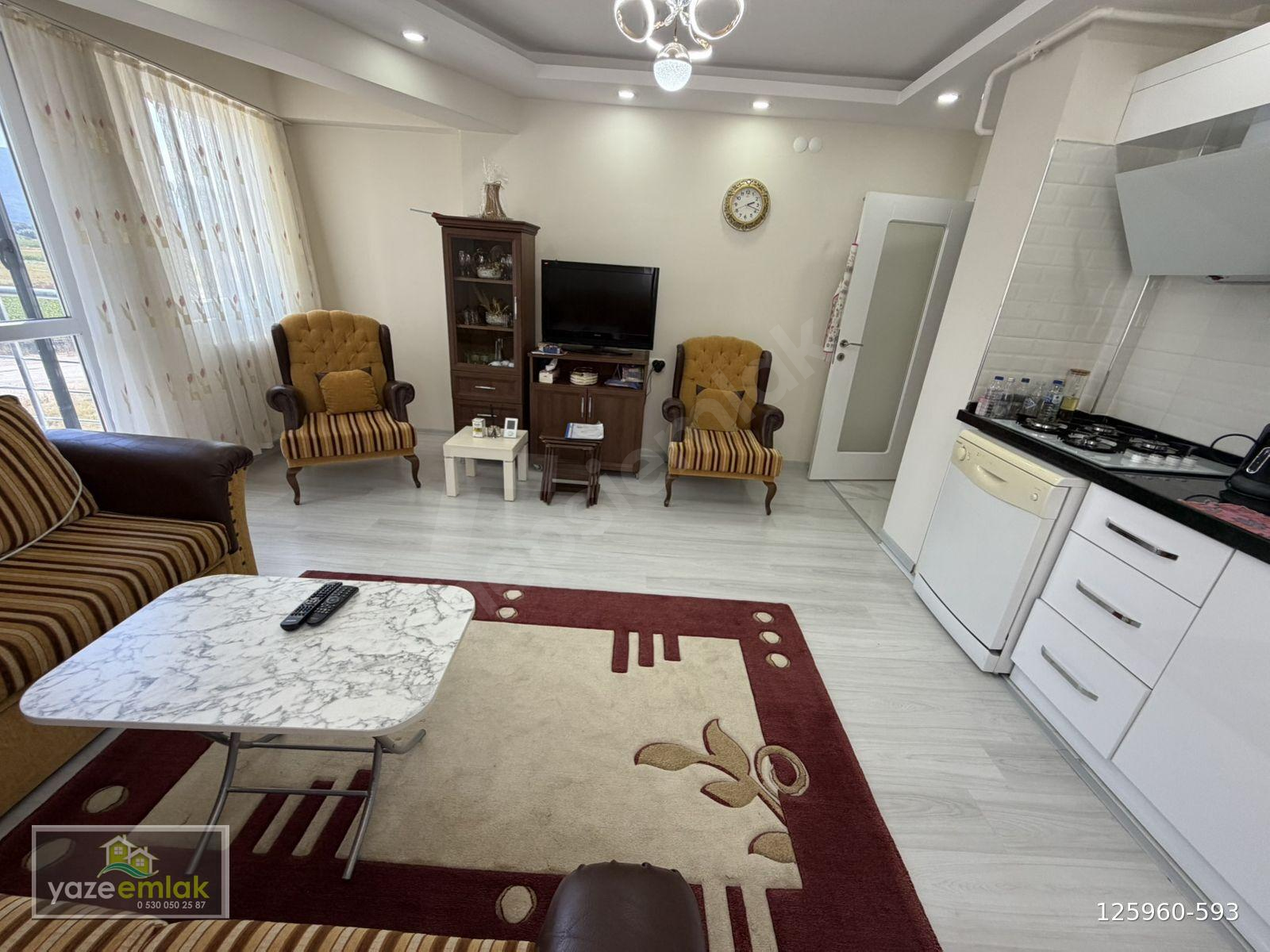 YAZE EMLAK’tan KARAÇAYIR MH’de Siteler Camii Arkasında 1+1 Geniş Arakat Satılık Daire