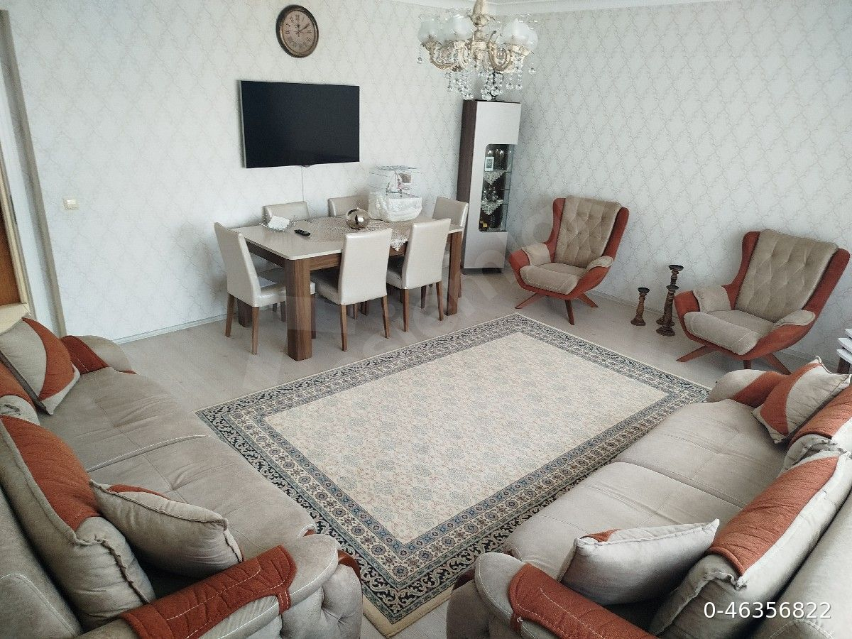 Sahibinden satılık daire.Yeşilova mahallesinde Asansörlü arakat