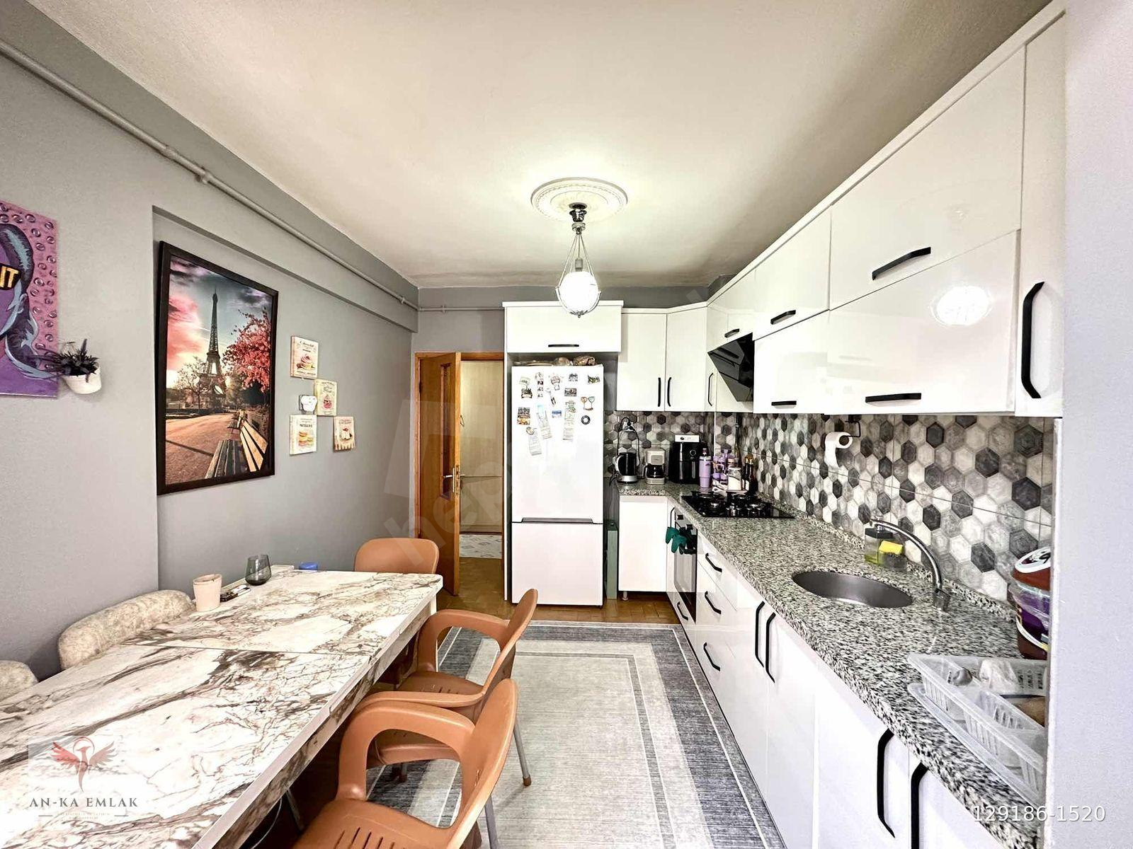 AN-KA'dan GAZİ MH 135m2 ARA KAT 3+1 FIRSAT DAİRE !