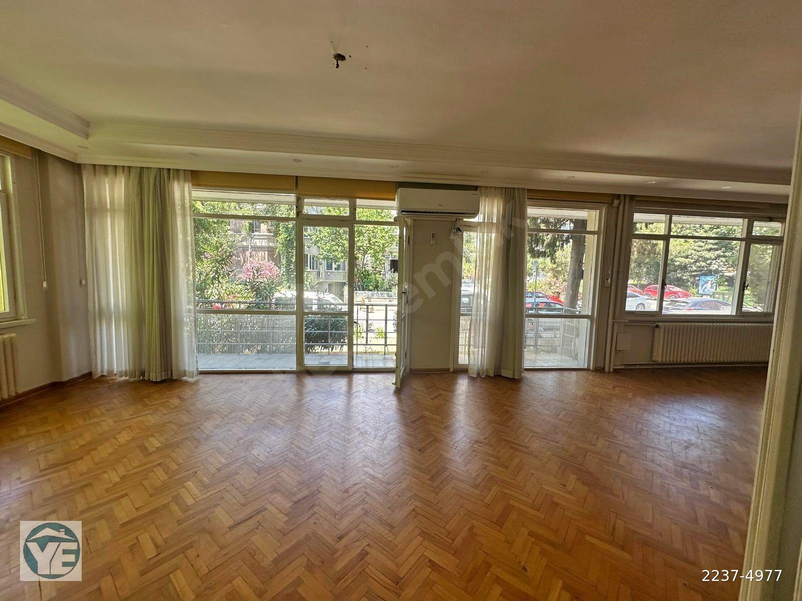YEŞİLYURT EMLAKTAN YEŞİLKÖYDE PRESTİJLİ 3,5+1 YATIRIMLIK Y.GİRİŞ