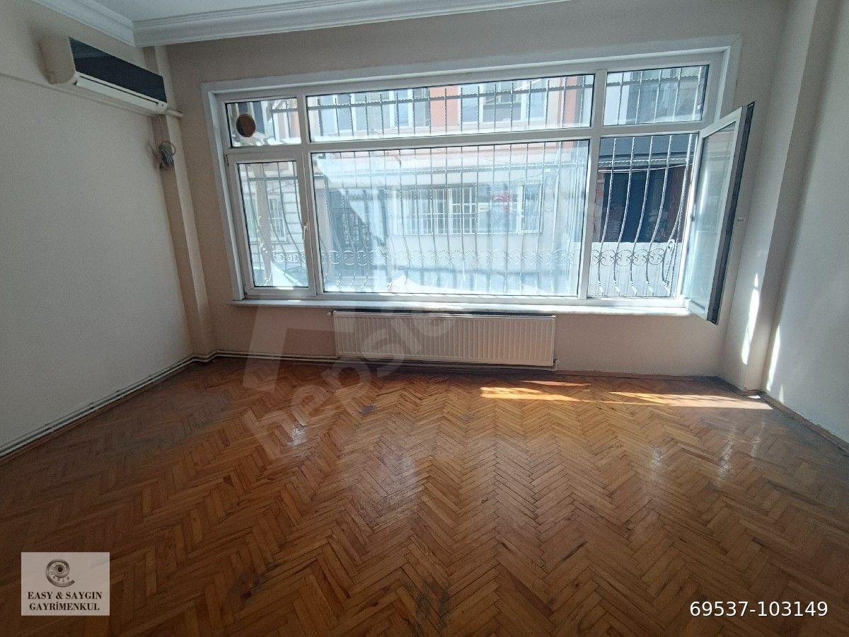 ADLİYEYE YAKIN KOCAMANSUR SOKAKTA 2+1 90 M2 OFİSE UYGUN