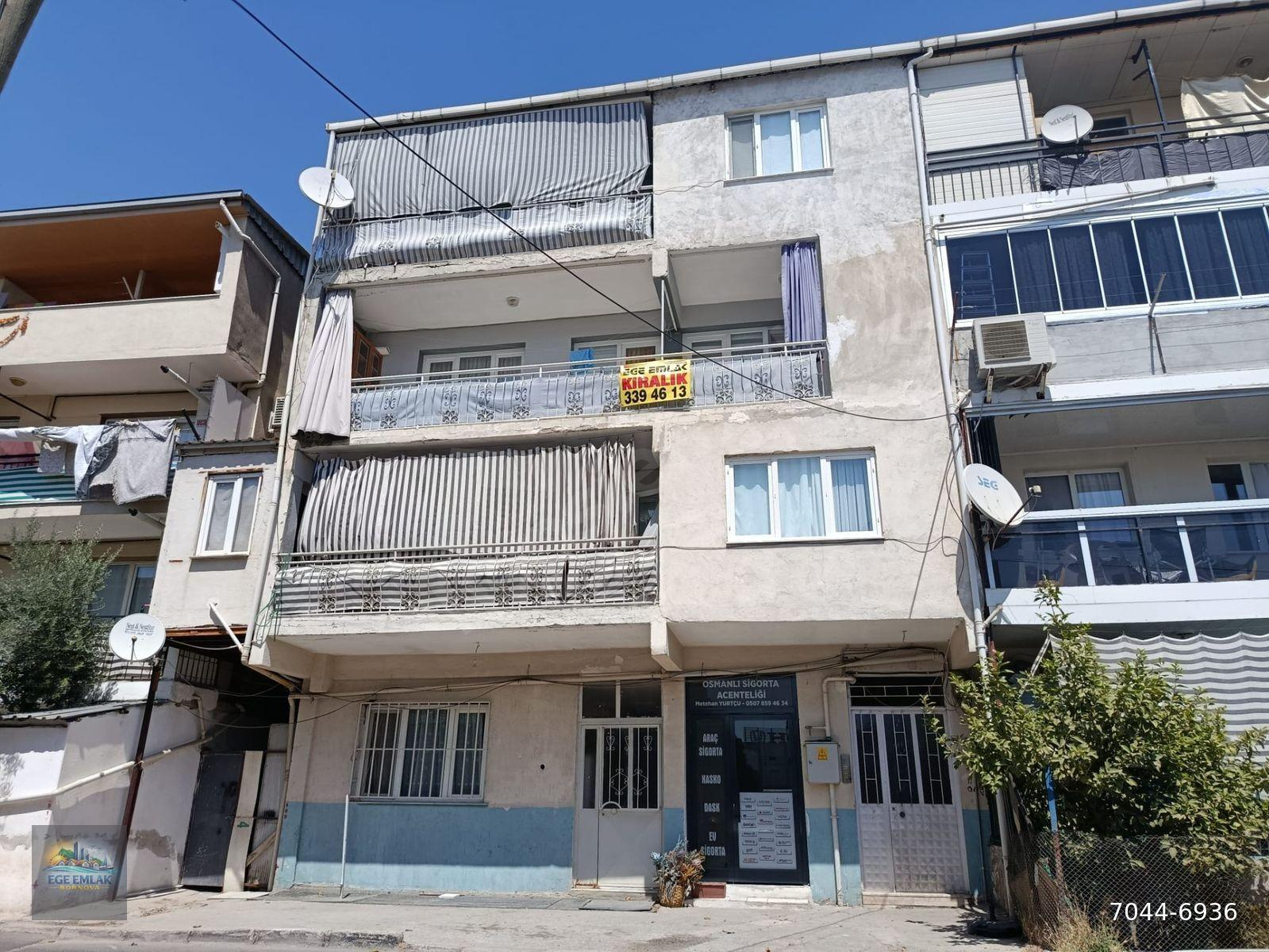 EGE EMLAK'TAN EVKA-3 FEN BİLİMLERİ KOLEJİ KARŞISI 3+1DEN 2+1 E DÖNDÜRLMÜŞ DAİRE