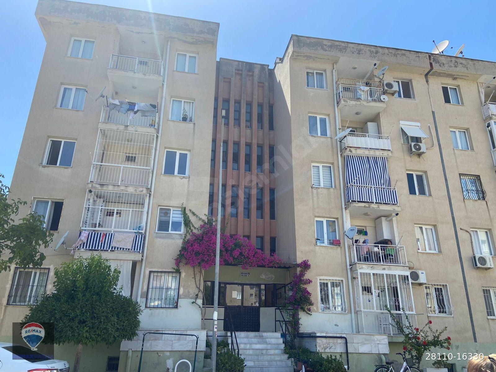 KUŞADASI KADINLAR DENİZİ EŞYALI KİRALIK 2 ODA 1 SALON DAİRE