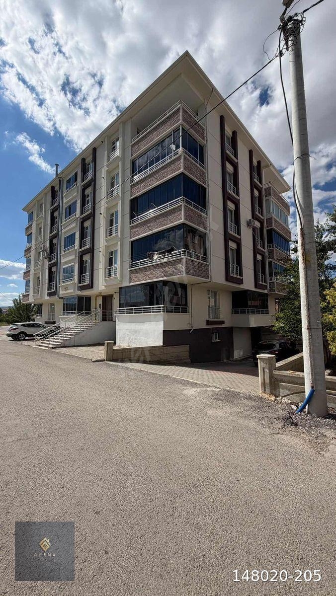 ARENADAN KUŞDİLLİ MAHALESİNDE 3+1