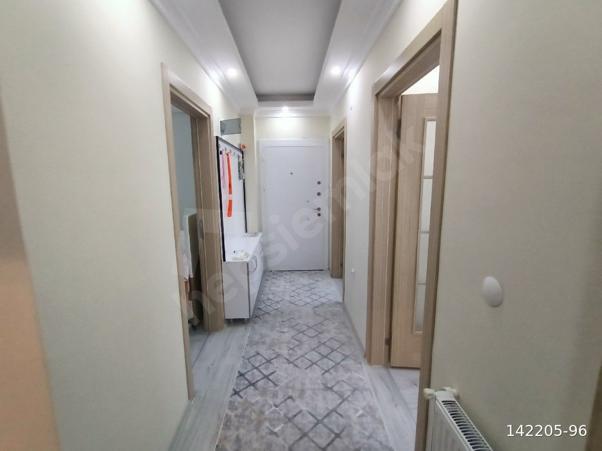 İstanbul Arnavutköy Anadolu Mahallesi'nde satılık alt kat 2+1 üst kat 2+1 dubleks daire 4 senelik ac