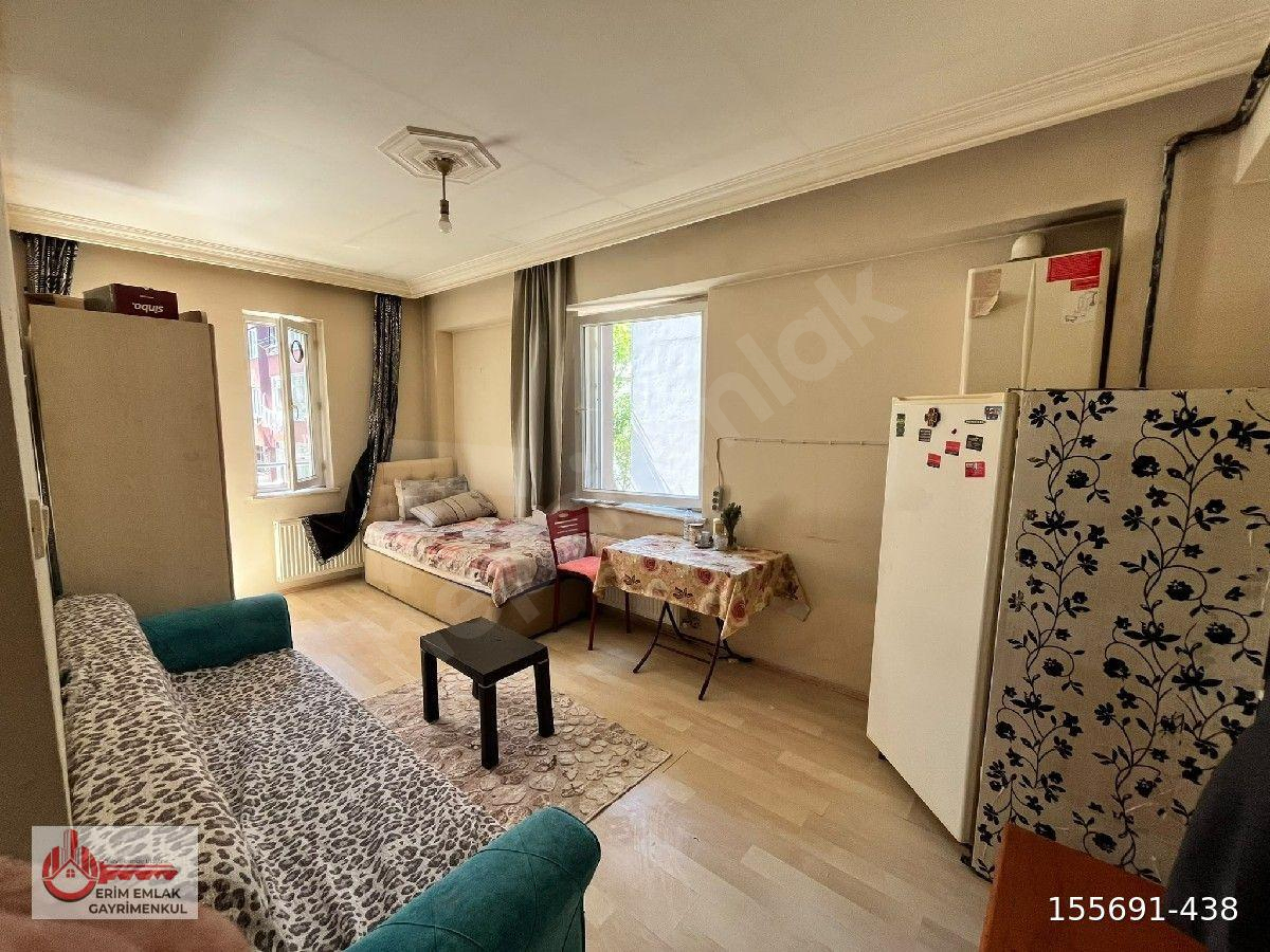 BAHÇELİEVLER AYTAÇ CADDESİ DİBİNDE EŞYALI 1+1 KİRALIK DAİRE