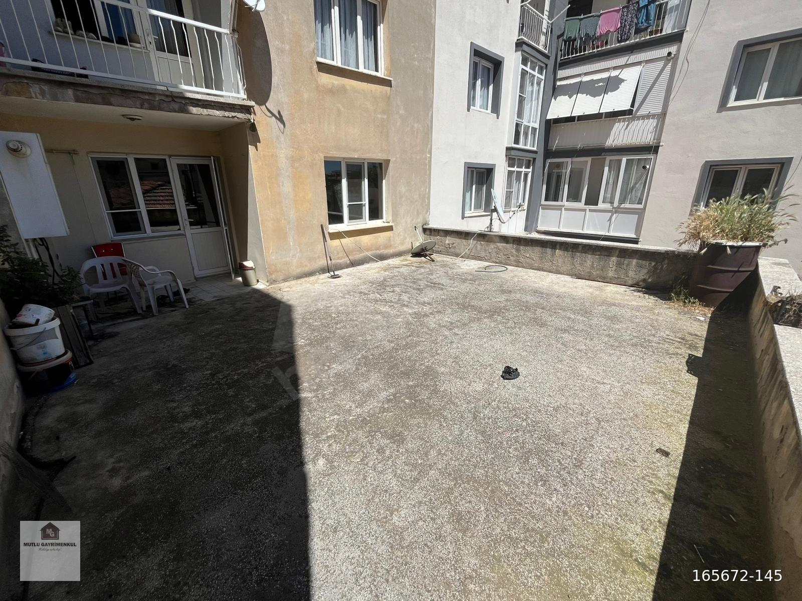 HASHOCA MAH KÖYLÜ PARKI YAKINI 2+1 100 M2 TERASLI KİRALIK EV
