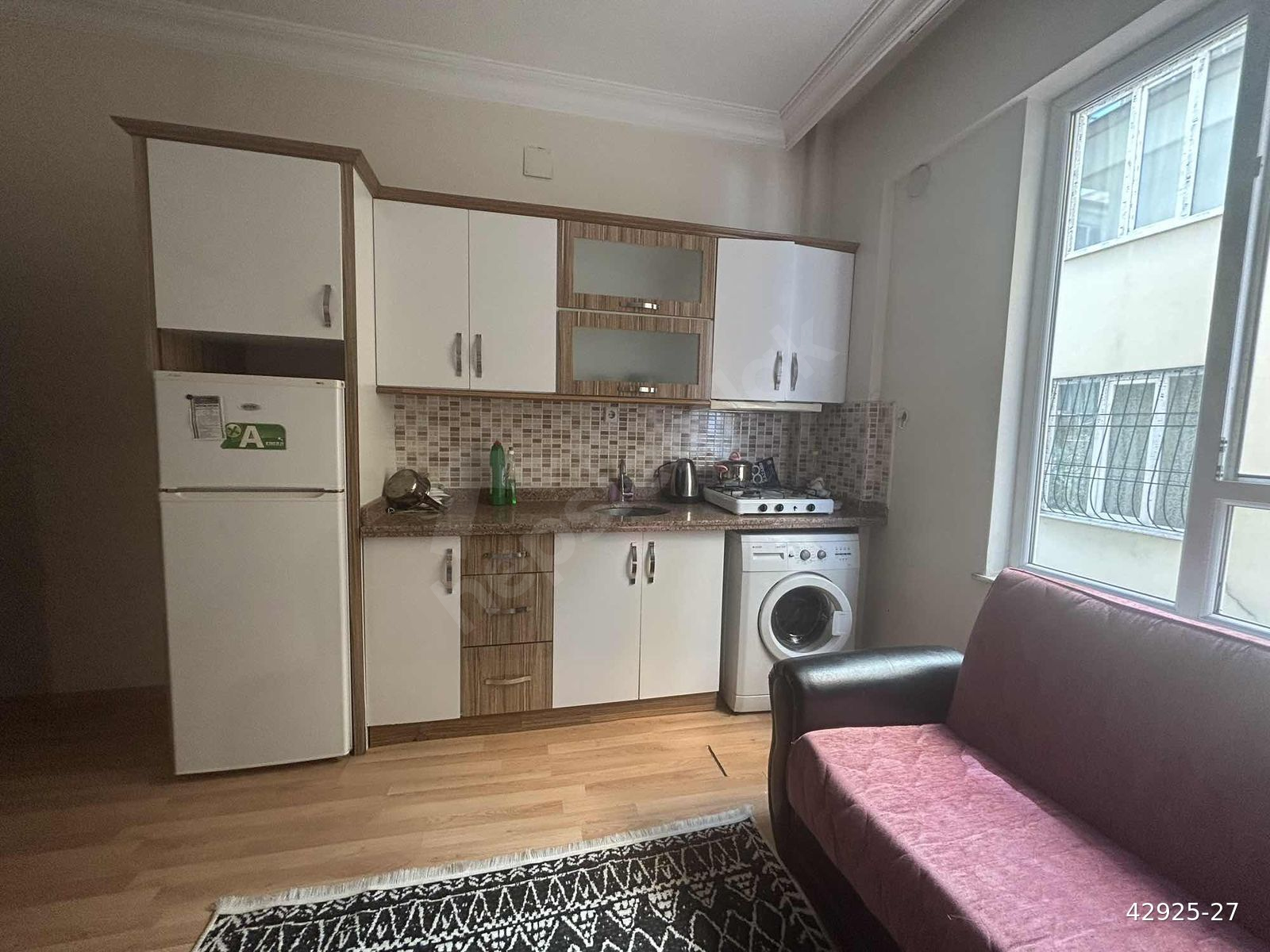 KAVAKLIKTA KİRALIK UYGUN MEMUR BİNASI 1+1 EŞYALI DAİRE