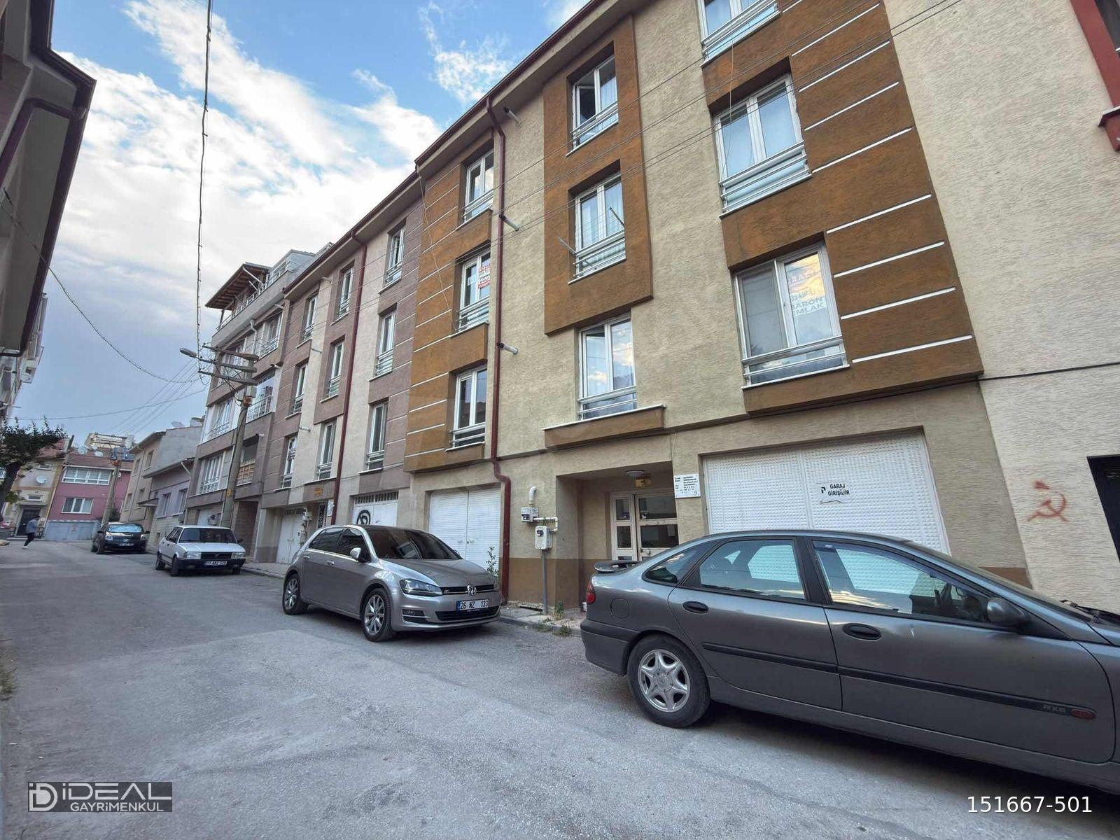 ŞİRİNTEPE MAH. ECZACILIK YAKINI EŞYALI ARAKAT SATILIK 1+1 DAİRE