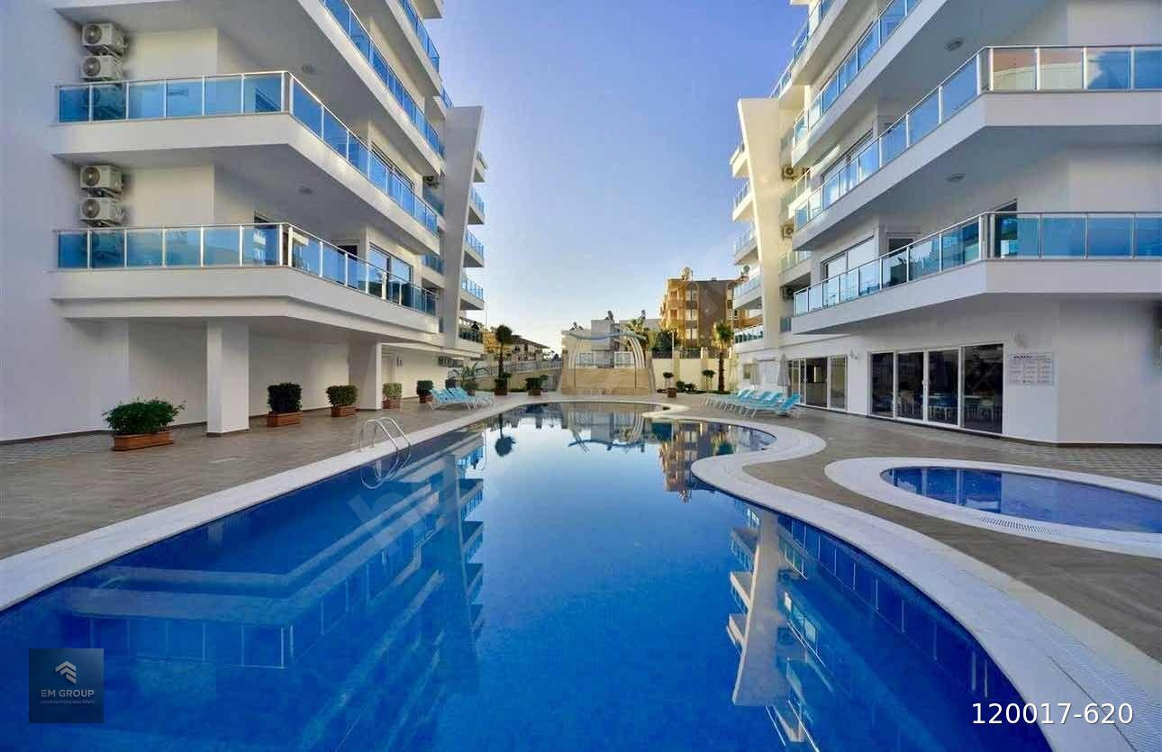 Denize 200 metre geniş 1+1 ElitLife4 satılık