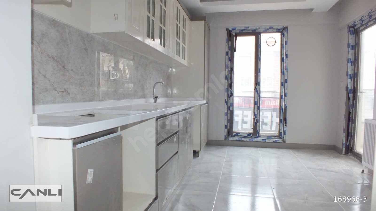 CANLI EMLAKTAN 3+1 FULL YAPILI ORTA KAT MANZARALI DAİRE