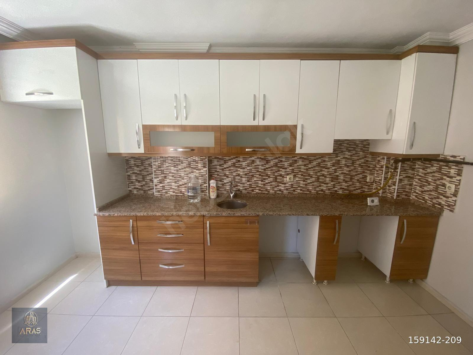 Aras yapı'dan muradiye de ara kat kiralık 3+1 geniş daire
