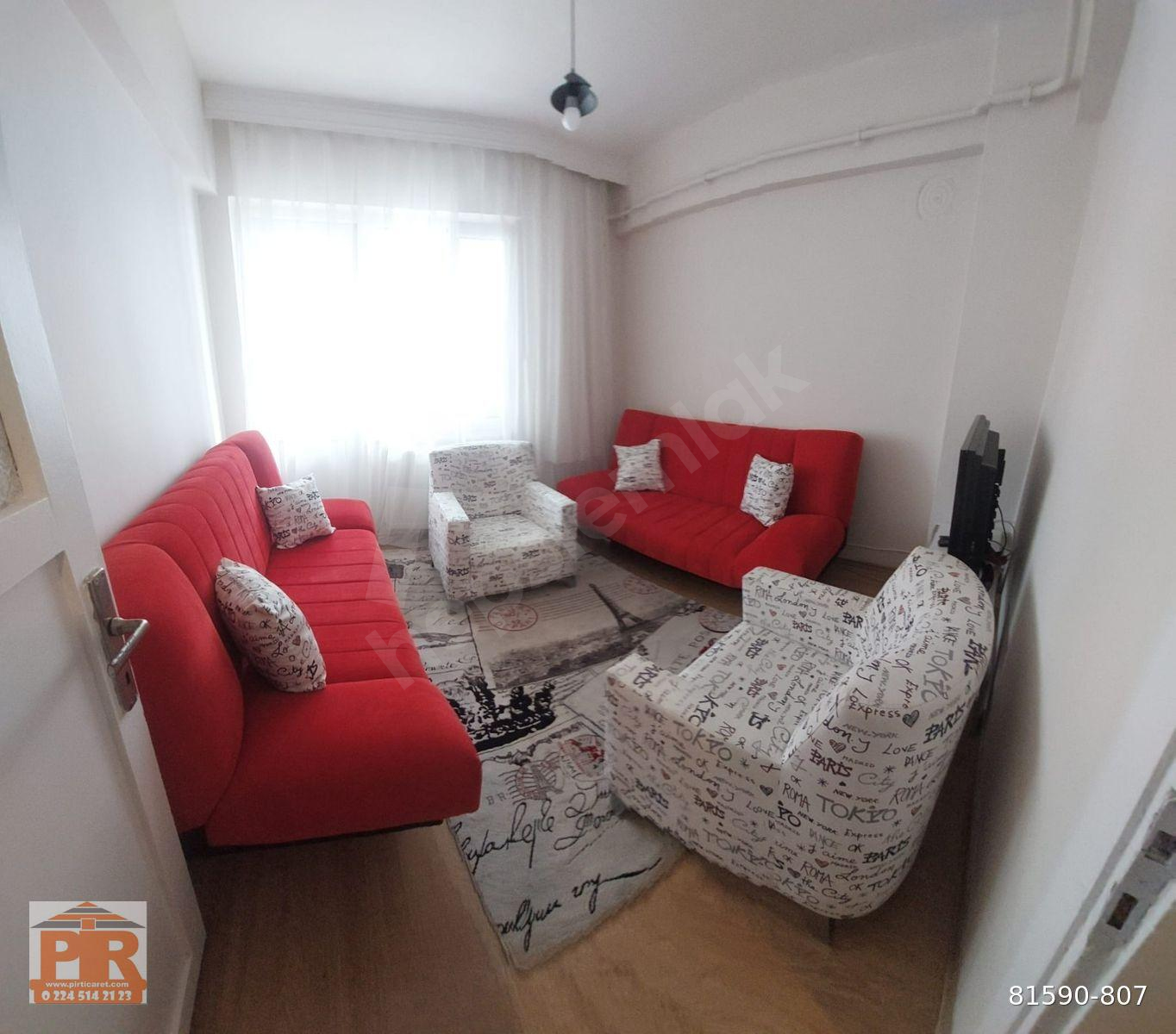 ESKİ PAZAR CADDESİNDE 2+1 EŞYALI SATILIK DAİRE