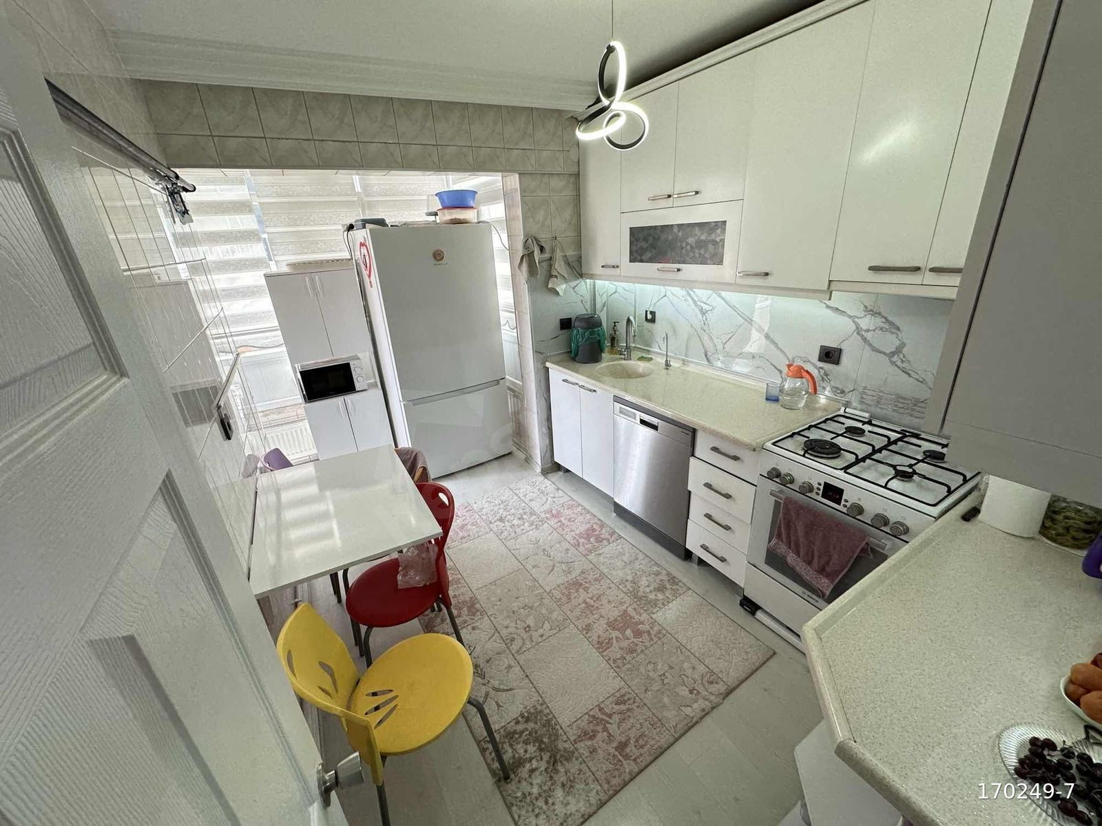 BADEMLİKYOLU CADDE'DE 3+1 ORTA KAT GÜNEY CEPHE FUL YAPILI FIRSAT