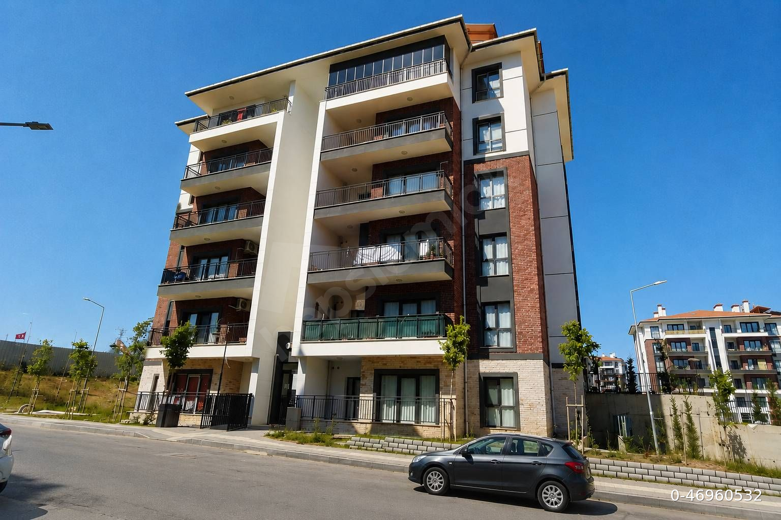 TOKİ 2+1 | Banka Devirli | Yatay Mimari | Geniş Balkon