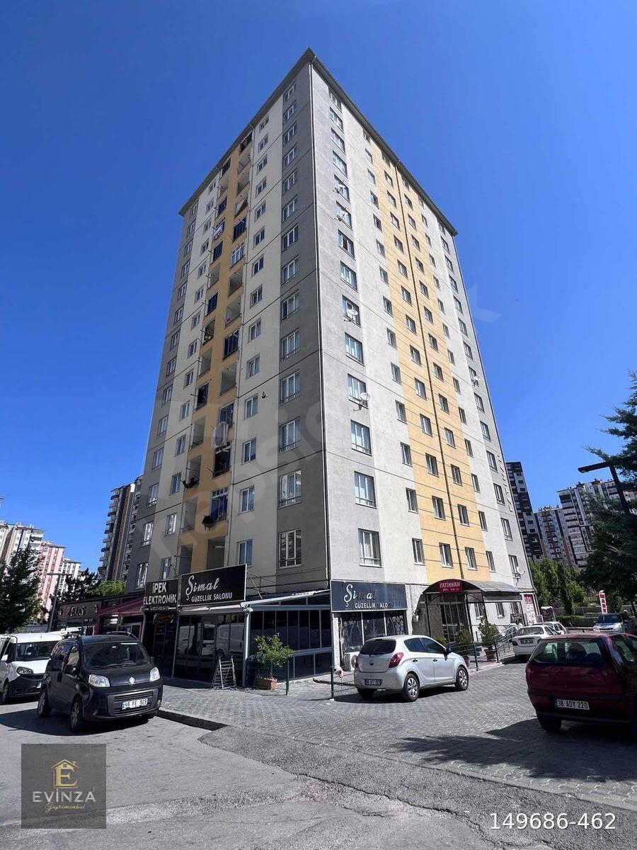 EVİNZA GAYRİMENKUL'DEN ANAYURT MEYDANDA SATLIK 3+1 DAİRE...