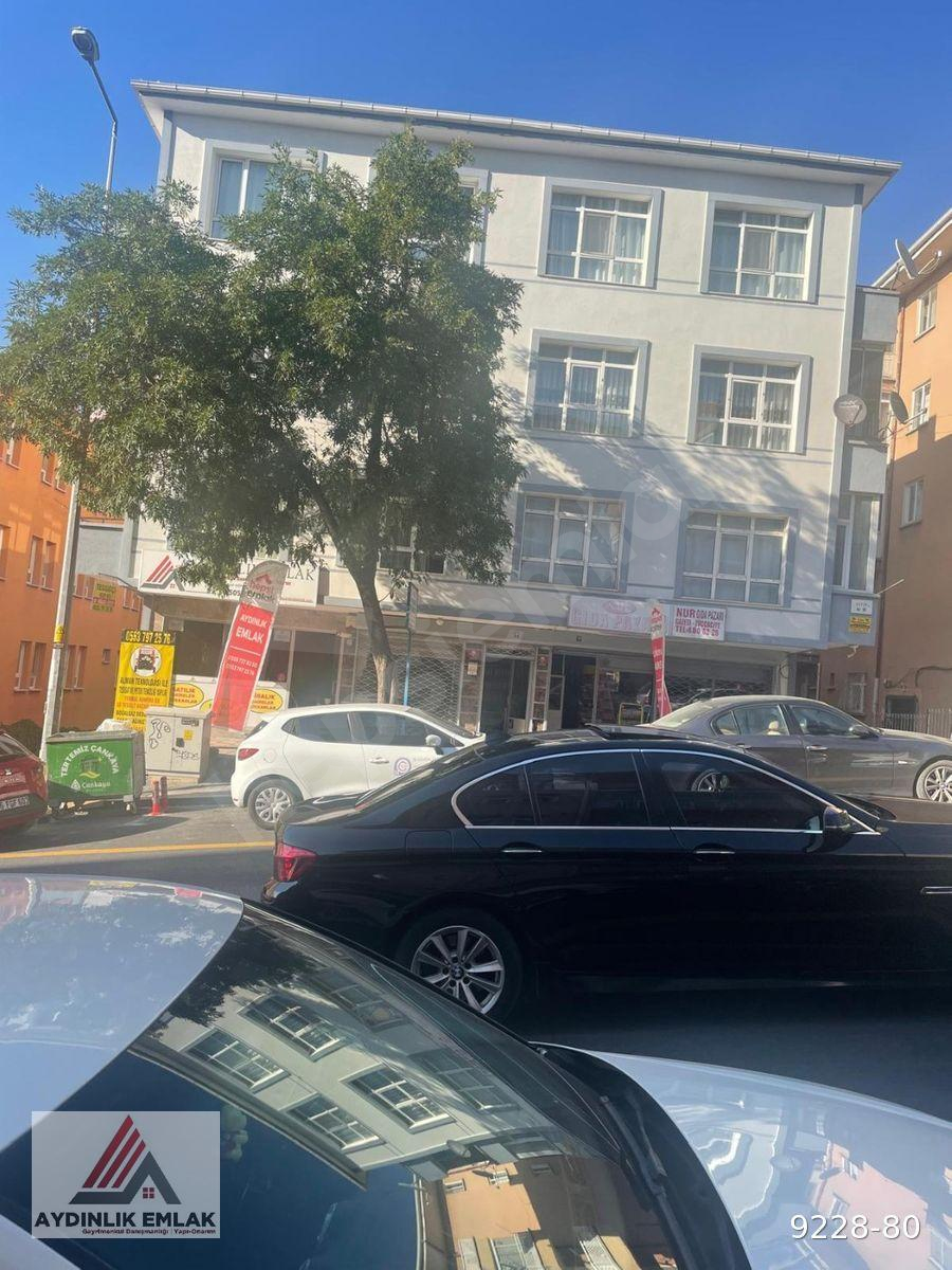AYDINLIK EMLAKTAN DİKMEN MİMAR CADDESİNDE 3+1KİRALIK DAİRE