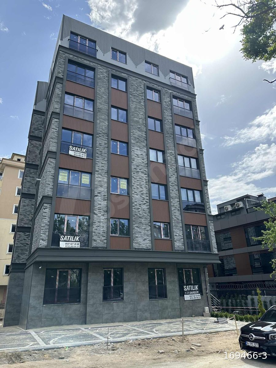 BRANDİUM A ÇOK YAKIN ANA CADDE ÜZERİNDE SATILIK 1+1