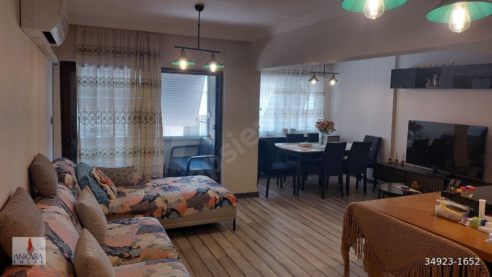 Denize 200m Satılık Temiz Bakımlı 3+1 115m2 Düz Daire